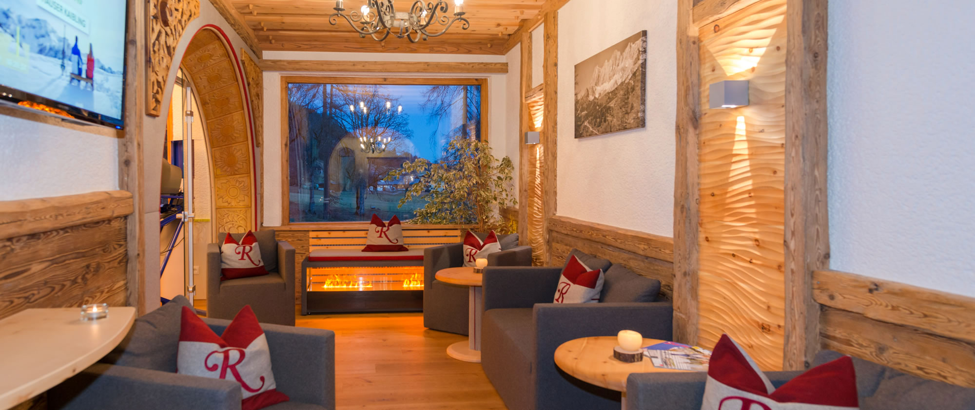 Bodenständig-moderne Aufenthalts-Lounge